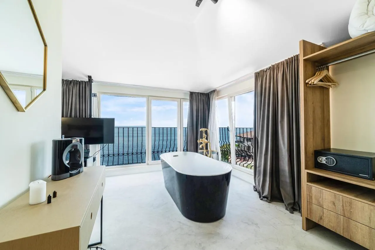 Hotel Relax Sozopol 3*,